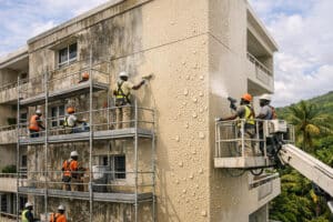 Lire la suite à propos de l’article Protection peinture Martinique : Façades durables